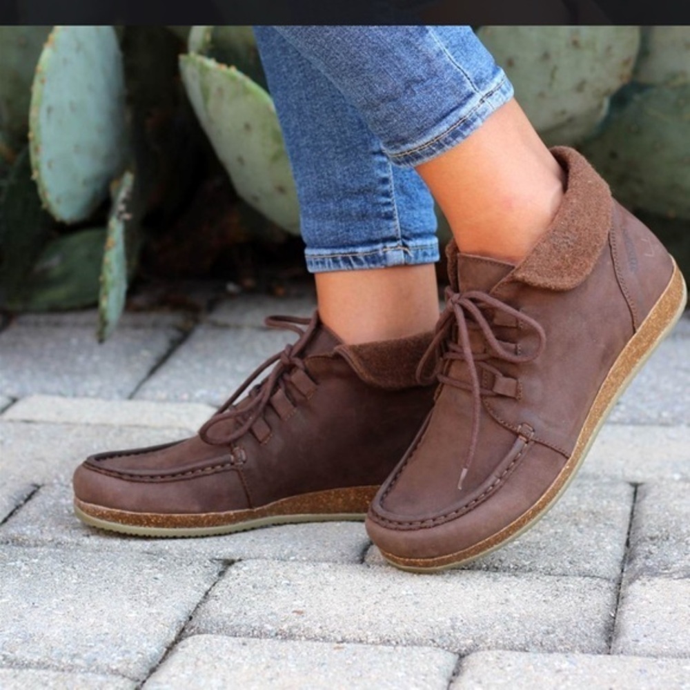 Stegmann Women's Brown Ankle Boots 9.5
